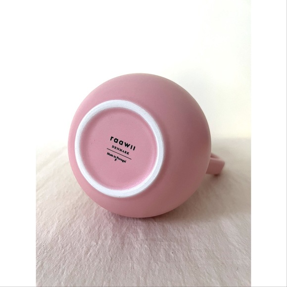 Raawii Strøm Jug - Picture 4 of 5